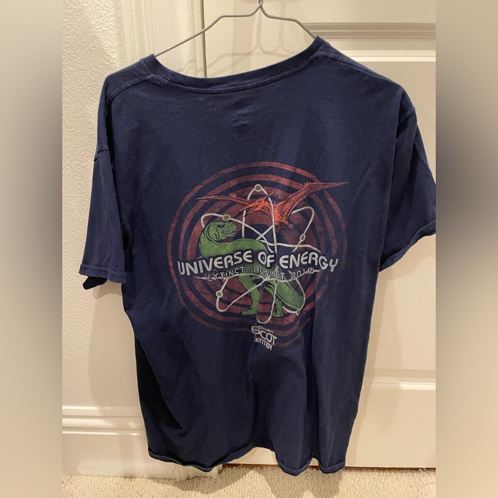 Disney World EPCOT Universe of Energy Commemorative T-shirt